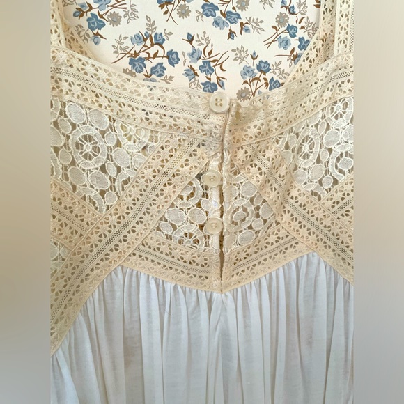 Like New! Anthropologie BOHO tank top - Picture 3 of 6